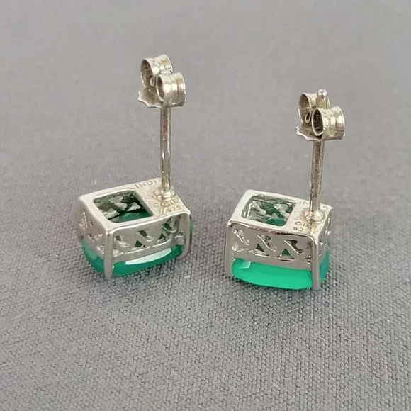 Green Onyx Rhodium Over Silver Heart Necklace, Ring (Sz 7.5), & Earrings - Picture 14 of 16